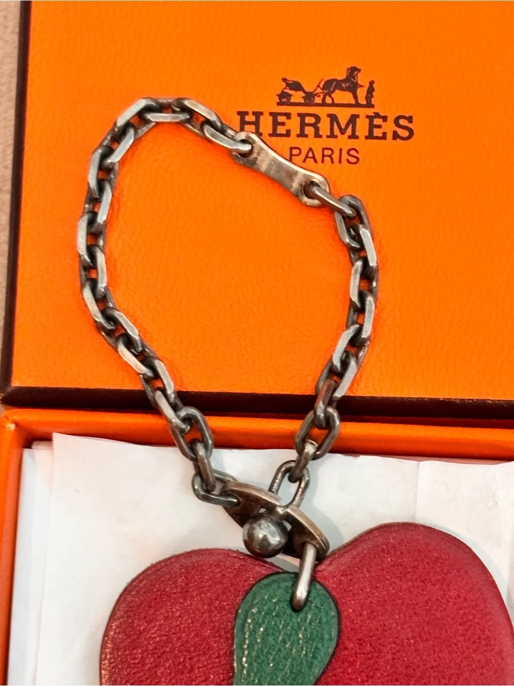 Hermès Vintage Leather Fruit Apple Bag Charm - Picture 3 of 13
